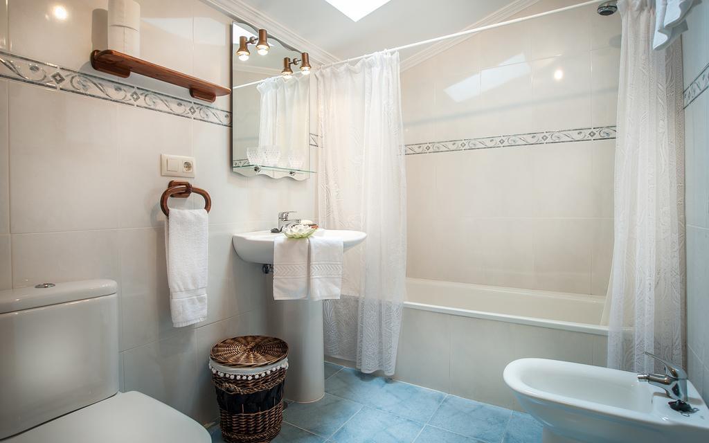 Apartamentos El Pradon De Santa Marina Parres de Llanes Room photo